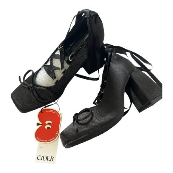 Cider Black Lace-Up Square Toe Heels with Ribbon Ties - Picture 3 of 4